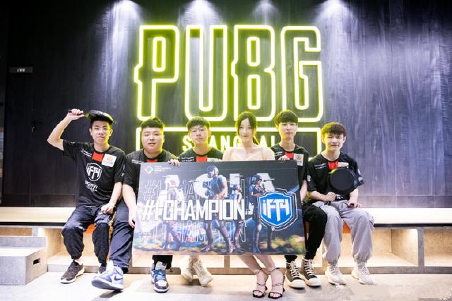 直接引发了 直接引发了